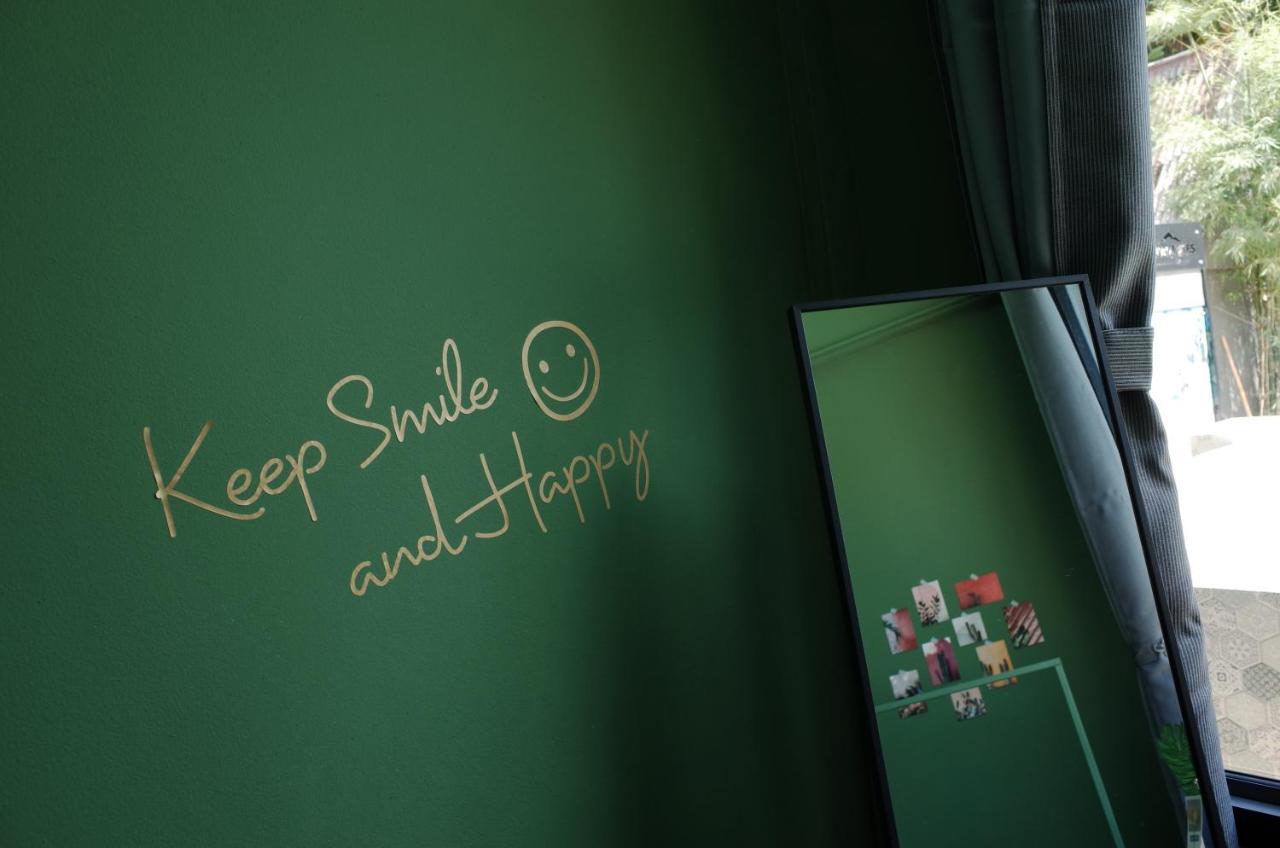 צ'יאנג מאי Chiangmai Moli Inn (Adults Only) מראה חיצוני תמונה