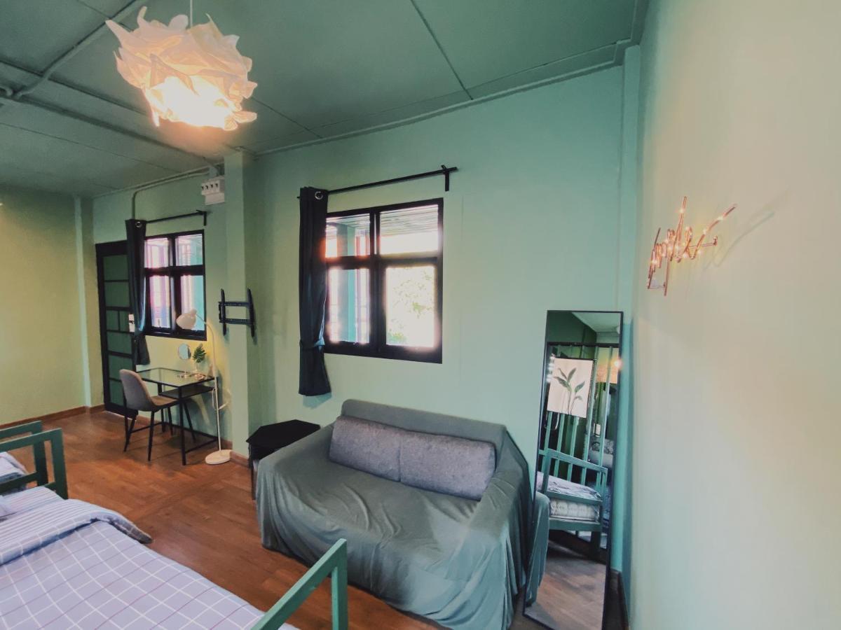 צ'יאנג מאי Chiangmai Moli Inn (Adults Only) מראה חיצוני תמונה