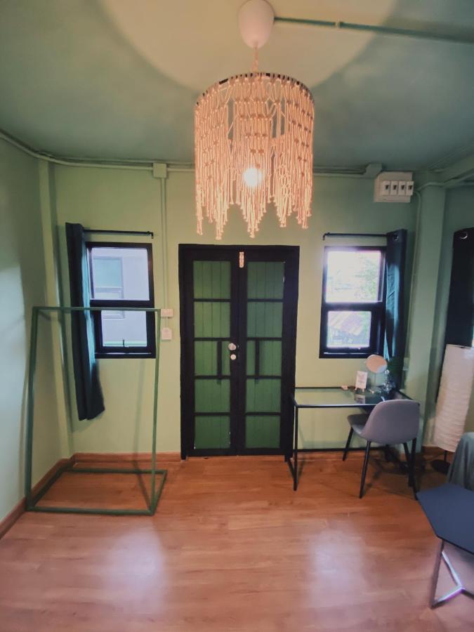 צ'יאנג מאי Chiangmai Moli Inn (Adults Only) מראה חיצוני תמונה